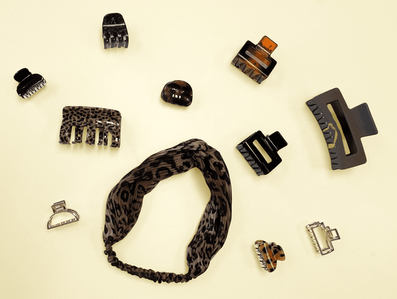 Concept4 x Districenter: Chic & Versatile Hair Accessories for All Ages